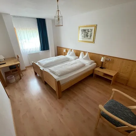 Meisules Hotel 3*