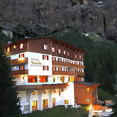 Hotel Meisules 3*